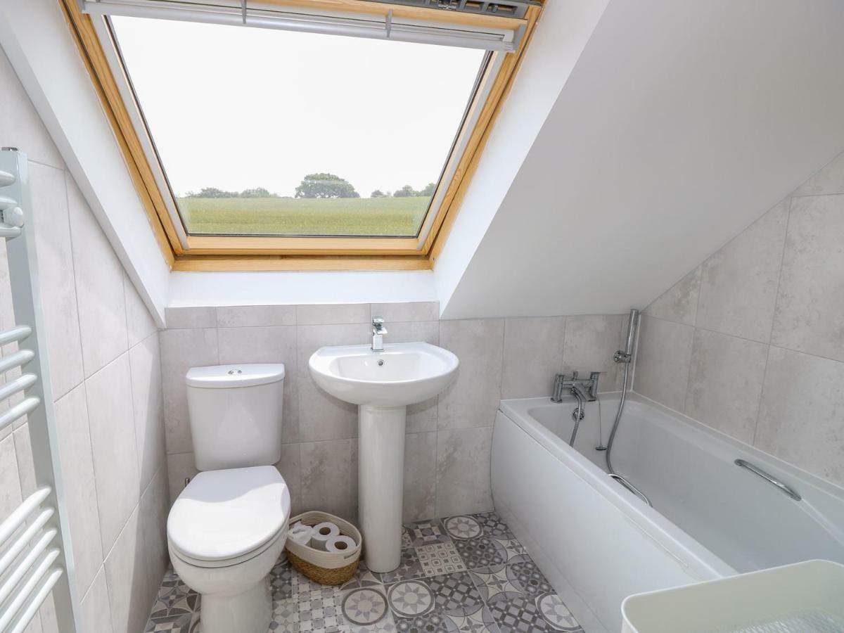 5 Yarmouth Cottages Фрешуотър Екстериор снимка